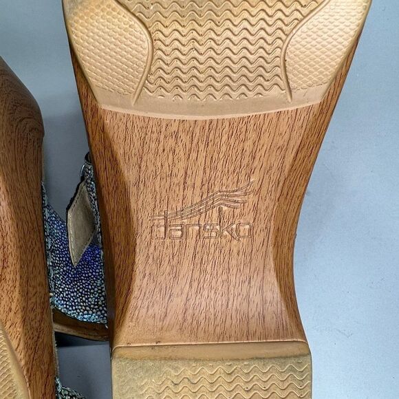 Dansko Women's Size 10.5 Sophie Blue Iridescent Wood Midsole Sandals - Picture 11 of 12